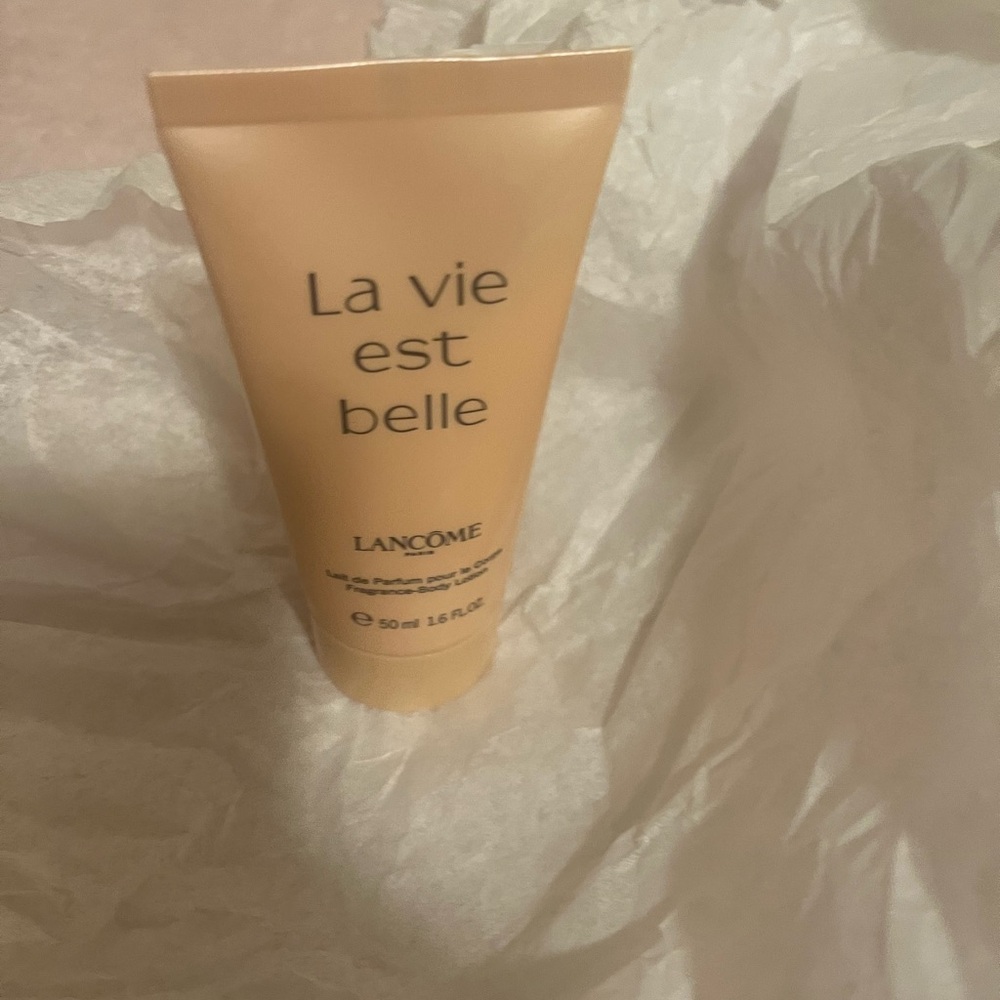La Vie Est Belle Body Lotion - Cream - Picture 3 of 3
